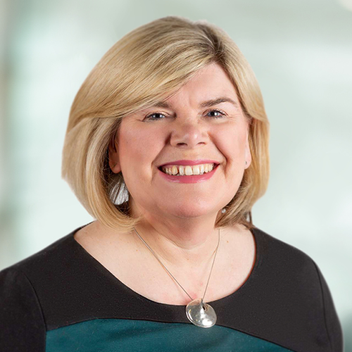Portrait photo of Alison Dryland